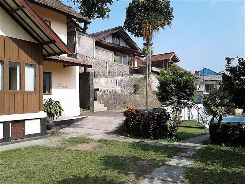 Villa Tunas Alam Mutiara Puncak Luaran gambar