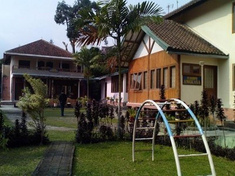 Villa Tunas Alam Mutiara Puncak Luaran gambar